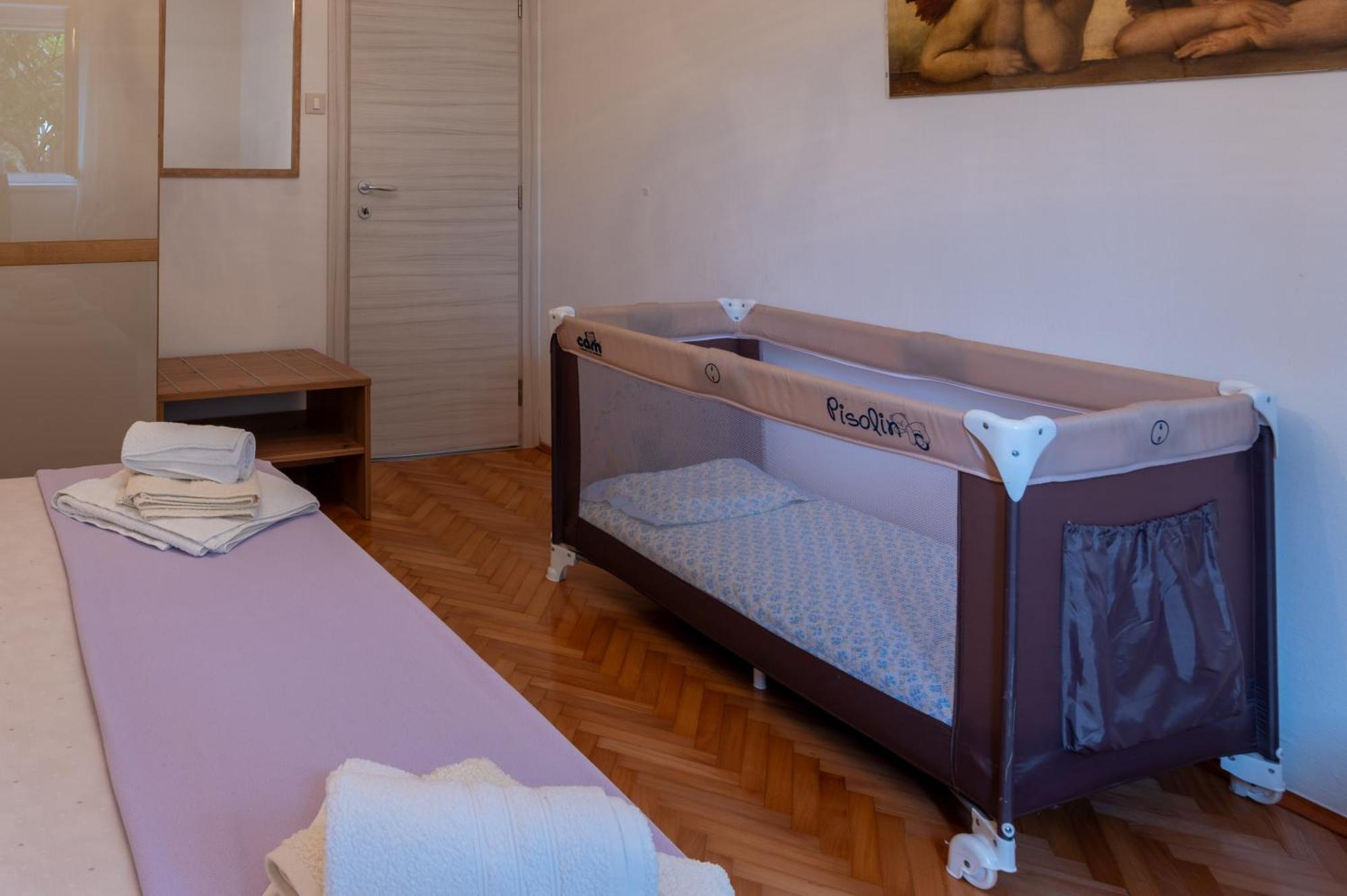 Apartments Mirella Novigrad Istria Exterior foto